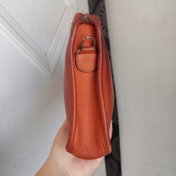 Vintage Coach Rust Zippered Clutch🧡🧡 HTF - Picture 5 of 16